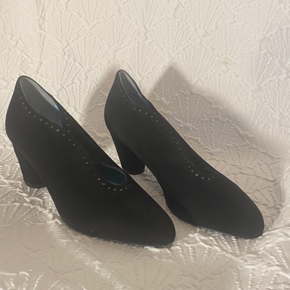 Thierry Rabotin Black Suede Heels